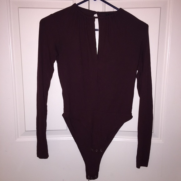 Topshop Maroon Front Slit Bodysuit - Picture 2 of 4